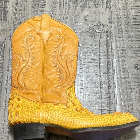 Yellow Gold 🐊 Croc Cowboy Boots - Picture 3 of 8